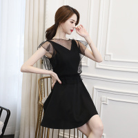 2018夏装新款网纱拼接荷叶年修身A字小黑裙