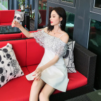 2018夏装新款一字领吊带蕾丝纯色A字连衣裙