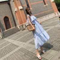 连衣裙女2018新款带条纹度假风大摆带裙