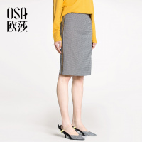 OSA欧莎2018春装新款女装简约舒适黑白格半身裙