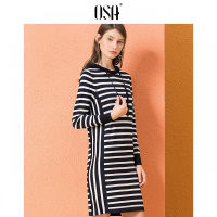 ⑩OSA欧莎2018冬装新款女装 简约修身蓝白条纹亮丝毛织长袖连衣裙