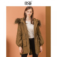 OSA欧莎2018冬装新款女装 时尚连帽可拆毛领收腰中长款羽绒服