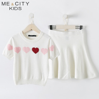 米喜迪mecity童装2018秋装新款女童爱心平面短袖毛织套装