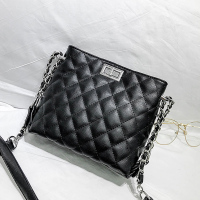 版时尚女包菱格链条斜挎包流苏包百搭休闲包包