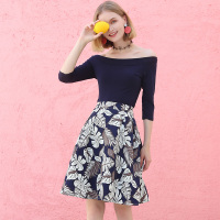 依尚街区一字肩时尚套装女2018新款甜美小清晰碎花显瘦两件套