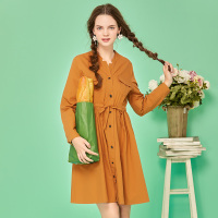 依尚街区焦糖色连衣裙女2018新款时尚百搭纯色收腰系带气质裙子