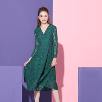 依尚街区蕾丝钩花镂空连衣裙女2018冬季新款气质优雅纯色a字裙潮