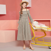 依尚街区一字肩英伦风连衣裙女2019春新款时尚甜美格子洋气a字裙