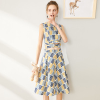 依尚街区性感高腰两件套女2019新款时尚小清新碎花显瘦潮流套装