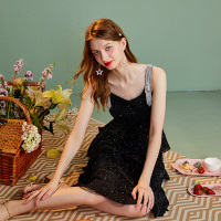 依尚街区网红星空黑色小礼服中长款吊带连衣裙女2020春装新款潮