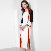 晚白 春季新款挂脖蕾丝拼接连衣裙性感优雅气质开叉中长款