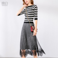 晚白 新品假两件圆领条纹修身中长款百褶针织连衣裙