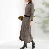 晚白2021春季新品简约百搭条纹针织衫A字高腰半裙时尚针织套装女
