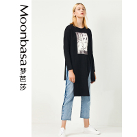 Moonbasa/梦芭莎 时尚休闲圆领长袖前片印花不规则下摆长款T恤