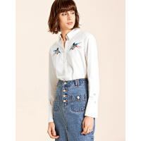 Moonbasa/梦芭莎 时尚简洁特殊袖口开叉配珠扣领下精致绣花衬衣