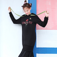 日韩连帽胸前印花小蜜蜂章仔直身设计连衣裙