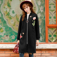 日韩时尚潮流订珠蜜蜂精致花章仔装饰大衣