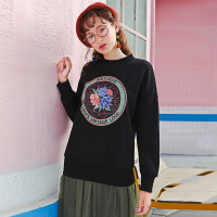 日韩潮流落肩胸前大圆圈印花设计卫衣