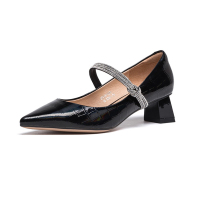 St&Sat/星期六新款尖头中粗跟女浅口单鞋SS11111030