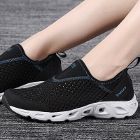 探路者（TOREAD)户外运动溯溪鞋女鞋户外鞋休闲鞋防滑透气轻便登山鞋徒步鞋KFEH82024