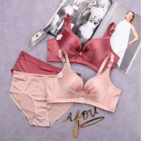 迪奥 女士内衣柔软舒适聚拢调整型性感美背透气柔软文胸女款上托