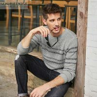 奢步士男装 秋装新款男士针织衫 圆领提花条纹保暖毛衣男青年