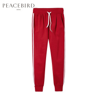 太平鸟男装冬季新款红色条纹复古束脚裤运动休闲裤