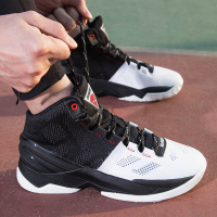 八哥篮球鞋男高帮春季透气学生战靴水泥地球鞋耐磨防滑运动鞋男