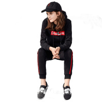 萝娜公主(LUONAGONGZHU)秋季新款韩版休闲连帽字母印花螺纹收口运动服条纹拼接束脚