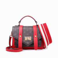 梅赛德斯-奔驰(Mercedes-Benz)女士经典手提单肩斜挎包