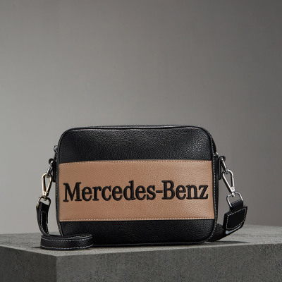 梅赛德斯-奔驰(Mercedes-Benz)女士简约字母单肩斜挎包
