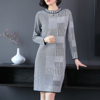 高级花纹不规则编织秋冬中长款韩版套头圆领长袖宽松直筒时尚休闲针织连衣裙
