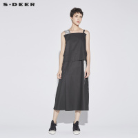 sdeer圣迪奥女装时尚酷黑金属涂层印花不对称吊带连衣裙