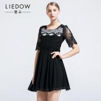LIEDOW/蕾朵春装新款女气质淑女圆领拼接蕾丝五分袖雪纺连衣裙