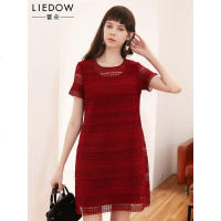 LIEDOW/蕾朵夏季新款气质修身镂空蕾丝短袖连衣裙高腰中长款A字裙