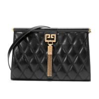 GIVENCHY 纪梵希 女士羊皮中号单肩包 BB505BB08Z