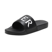 MONCLER 盟可睐 男款 皮革凉拖鞋 4C70240 02S7U