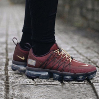 耐克（NIKE）女鞋Air-VaporMax气垫运动鞋跑步鞋AQ8811