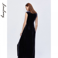 俪雅秋冬年新款女法式复古重工钉钻圆领开叉丝绒超长款连衣裙