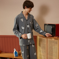 针织优质韩尔棉印羊国民领长袖男套装