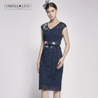 商场同款欧柏兰奴新款蕾丝印花V领无袖收腰连衣裙女