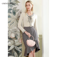 欧柏兰奴秋冬新甜美系带撞色修身长袖针织衫毛衫女打底毛衣