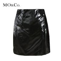 MOCO2018春季漆皮侧拉链半身裙迷你短裙 摩安珂