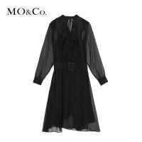 MOCO2018秋季V领系带荷叶边轻薄连衣裙 摩安珂