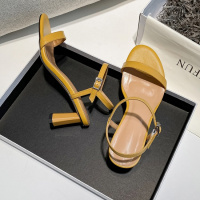 格瑞迪欧 2020夏季新款女士凉鞋姜黄色中跟细跟一字带方头方跟真皮女凉鞋子T268