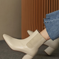 格瑞迪欧切尔西短靴粗跟2020秋冬季新款方头短筒韩版百搭网红瘦靴Z20-20