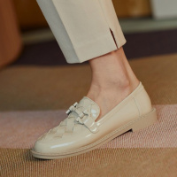 格瑞迪欧复古单鞋流行的鞋子英伦学院风低跟鞋百搭个性小皮鞋L4995-1