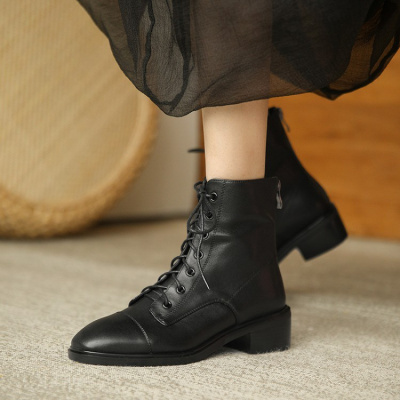 格瑞迪欧轻奢潮牌女鞋靴子女靴2021年新款马丁靴女短靴单靴 B7076