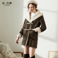 拉夏贝尔 拉贝缇冬季羊羔绒大衣外套女学生韩版皮毛一体棉服大衣女60005723