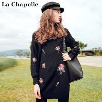 拉夏贝尔秋季女装新款韩版宽松中长款显瘦刺绣毛针织衫女10013781